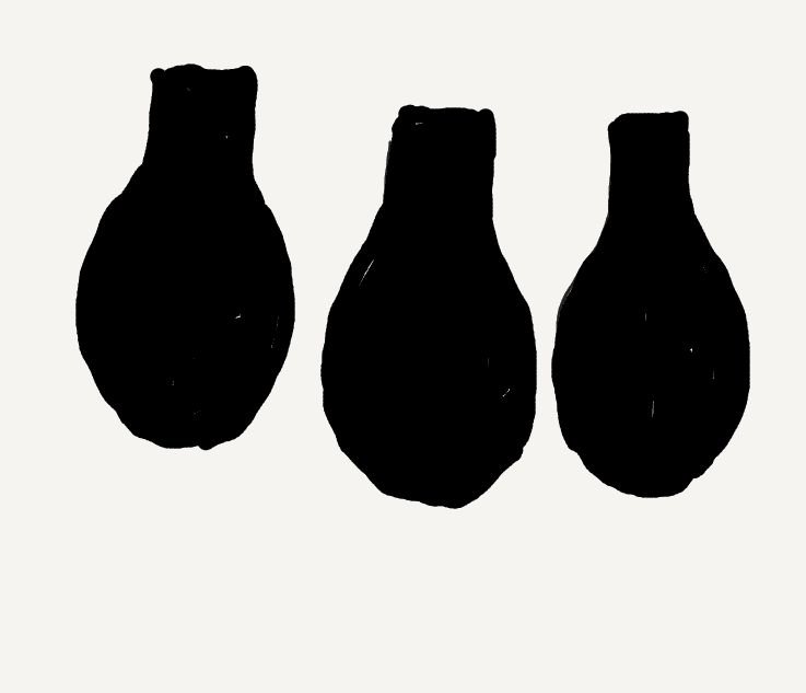 Drei schwarze, abstrakte vasenartige Formen auf einem schlichten weißen Hintergrund.